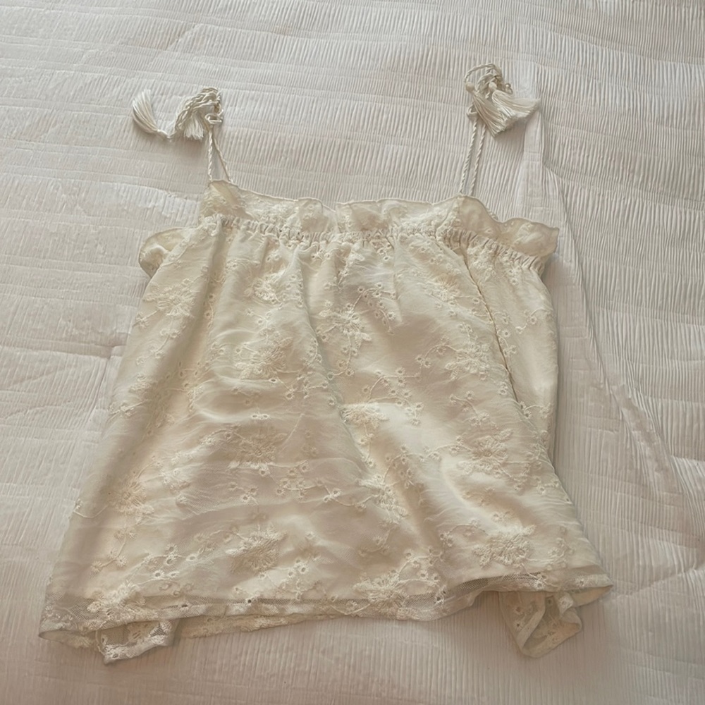 White tank
